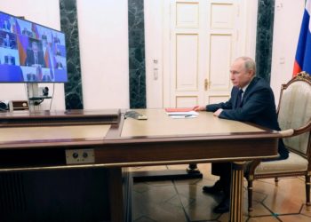 Foto Sputnik/Mikhail Klimentyev/Kremlin via REUTERS