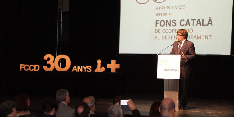 Girona. En Puigdemont va a l'acte de commemoració del 30è aniversari del Fons de Cooperació al Desenvolupament, a la Mercè.