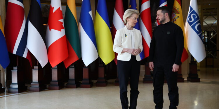 Ursula von der Leyen, on the left, and Volodymyr Zelensky