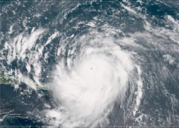 Imagen vía @NHC_Atlantic